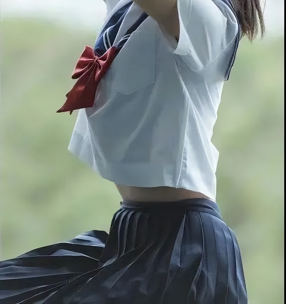 绘画人物jk制服的画法,jk制服怎么画简单又好看