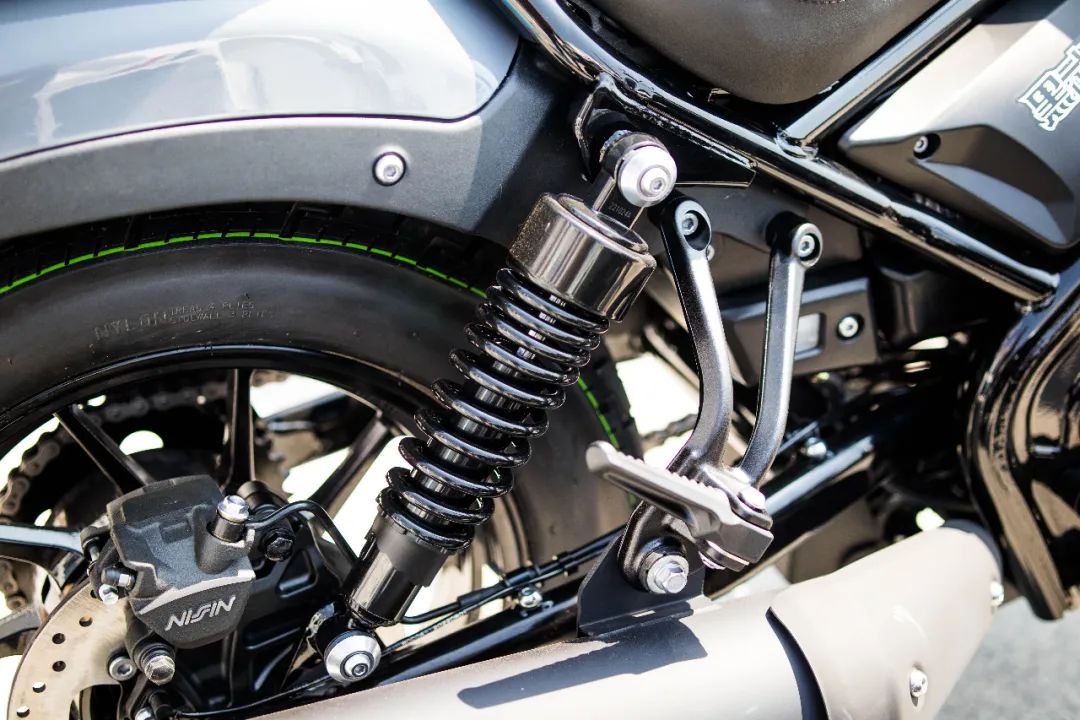 28990元起,更加接近原著,黑武士CM550上市