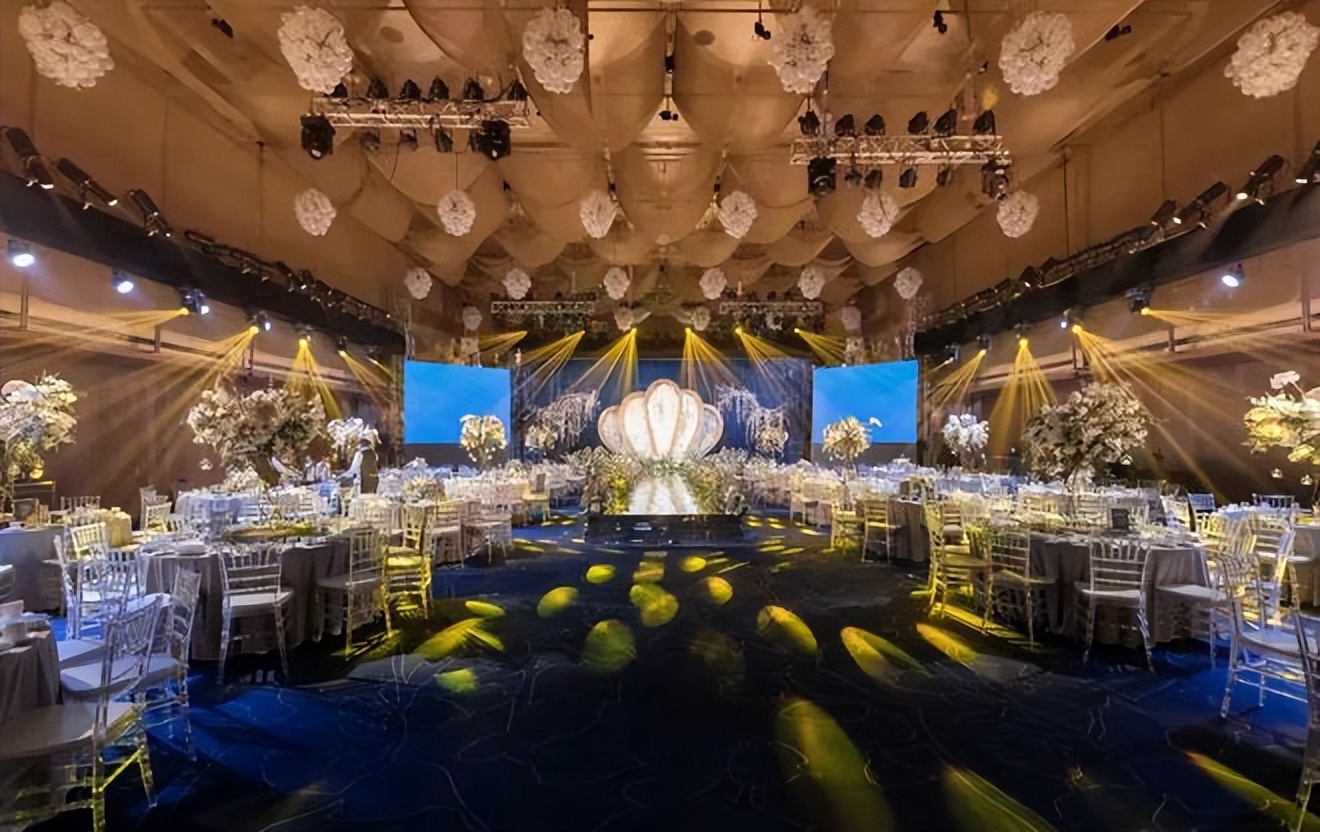 年轻人的婚礼,年轻人结婚婚礼简办