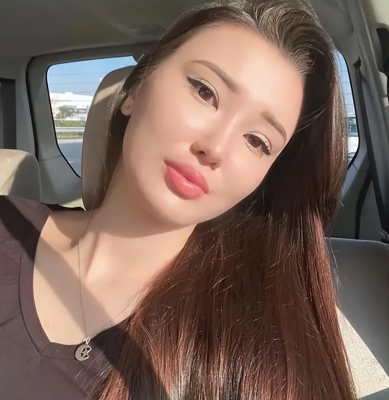 世界前三主攻排球少年,26岁排球美女