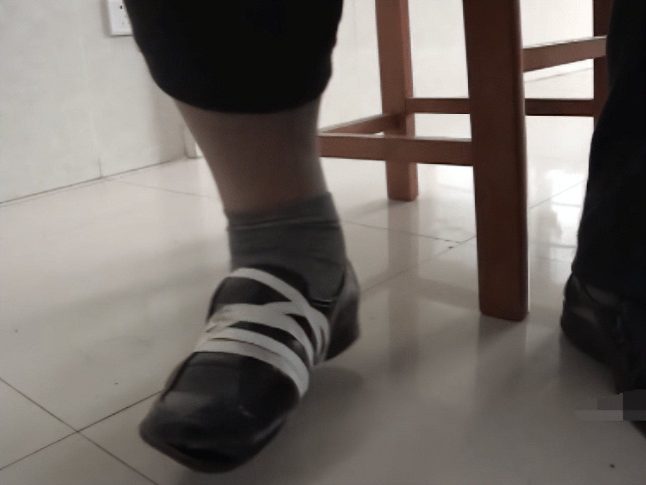 婴儿出生犯毒瘾,新生儿犯毒瘾