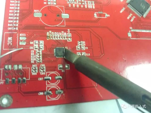 pcb元器件焊接方法,pcb贴片元器件手工焊接技巧及要点