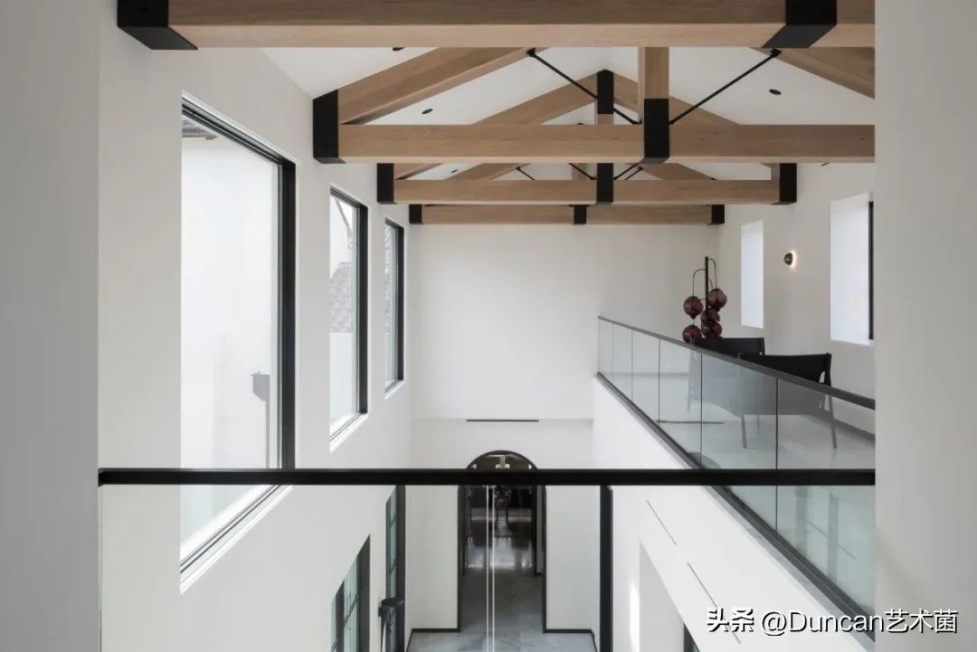 VSHDDesign质朴优雅|谁说迪拜都是土豪金