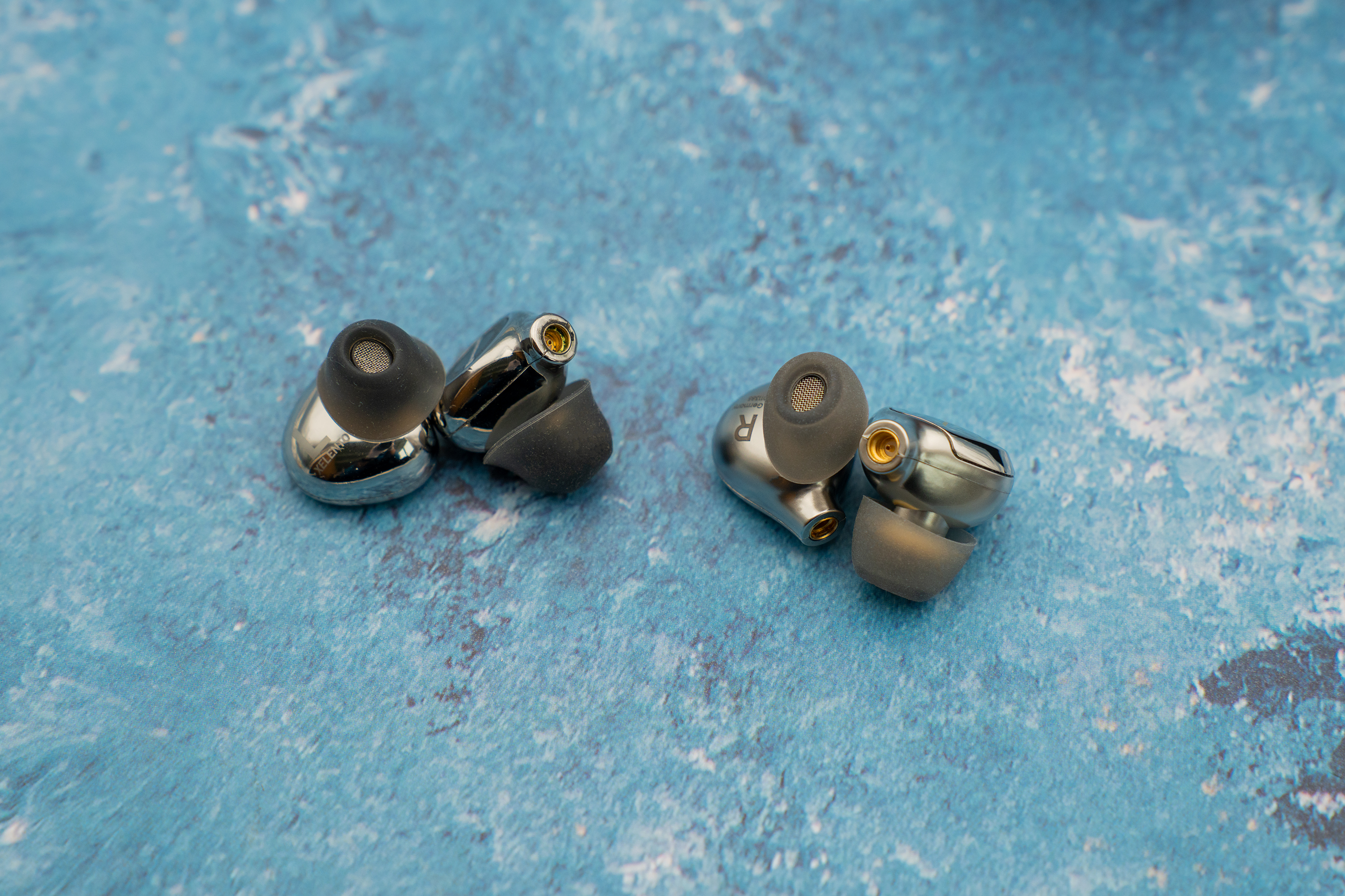 榭兰图新版和旧版区别,榭兰图普通版和黄金版什么区别