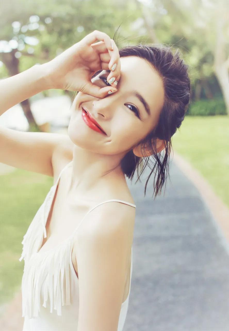 唐艺昕年轻时颜值,唐艺昕惊艳写真大图