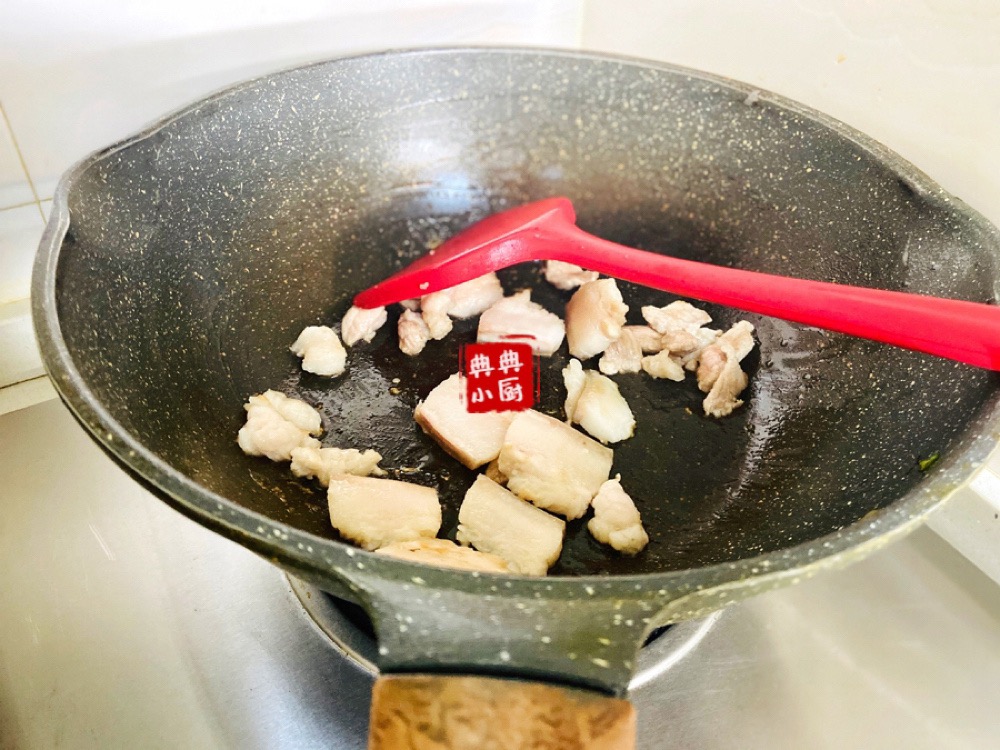 春笋干烧肉的家常做法,腊肉炒笋干的家常做法