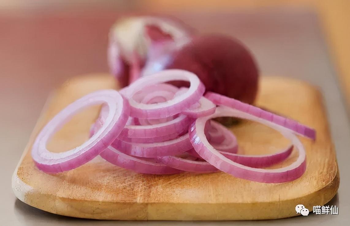 冬至不吃饺子和猫有什么关系,南方冬至猫咪吃汤圆