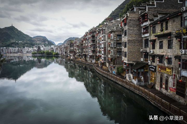 国内的古镇旅游排名榜前十,国内旅游必去十个绝美古镇