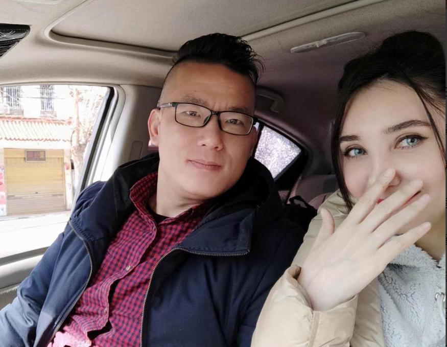 异域美女：曾是迪拜空姐，不要房不要彩礼嫁中国小伙，如今咋样了