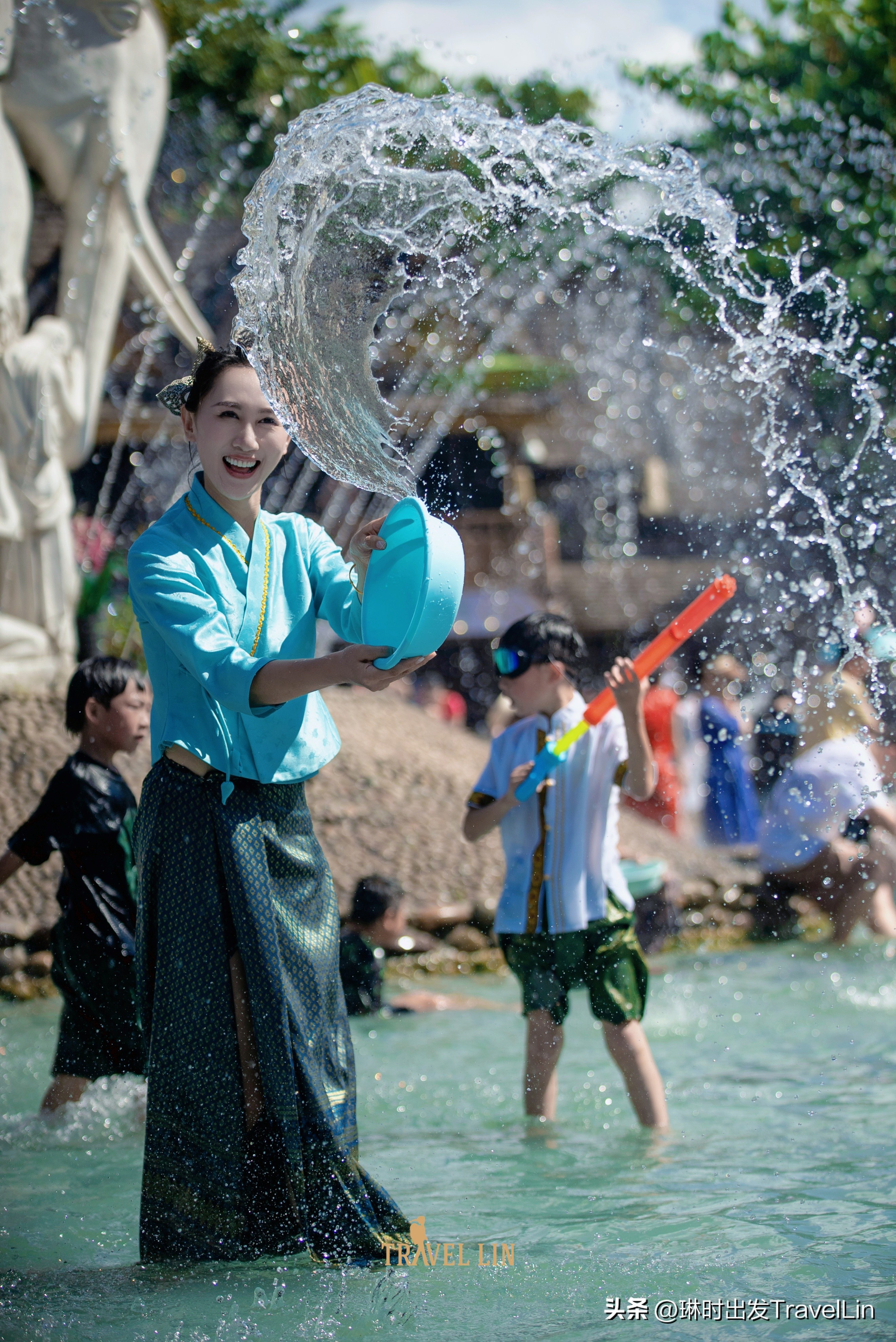 西双版纳泼水节旅游全攻略,西双版纳傣族园泼水节高清图片