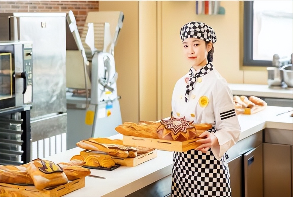 初三读完技校学什么专业最好,初中生上铁路技校学什么专业