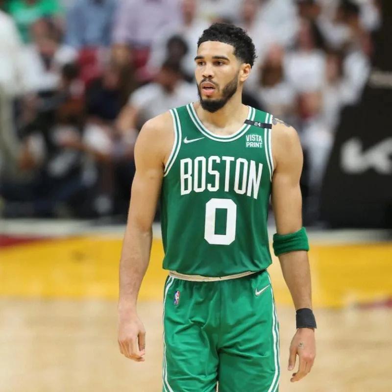 新赛季联盟最强25位小前锋排名,联盟四大前锋排名