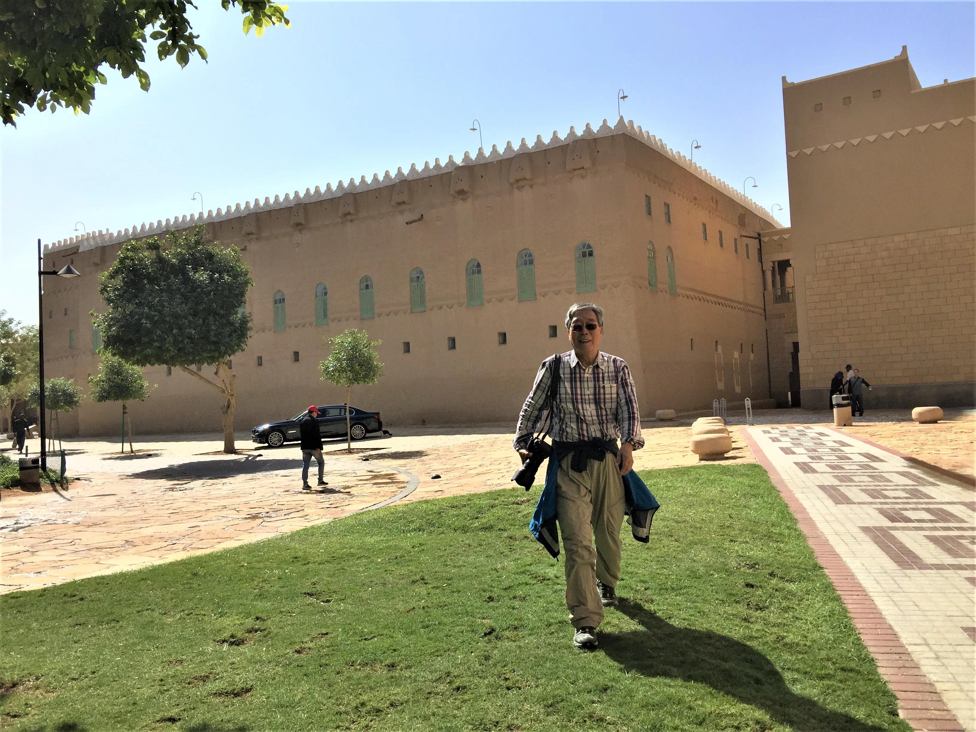 沙特是名副其实的石油王国,沙特阿拉伯富裕的石油王国