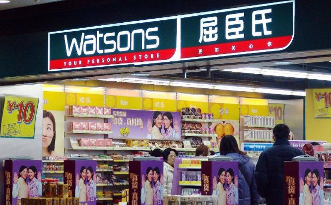 李嘉诚收购屈臣氏后的发展,屈臣氏李嘉诚创业历程