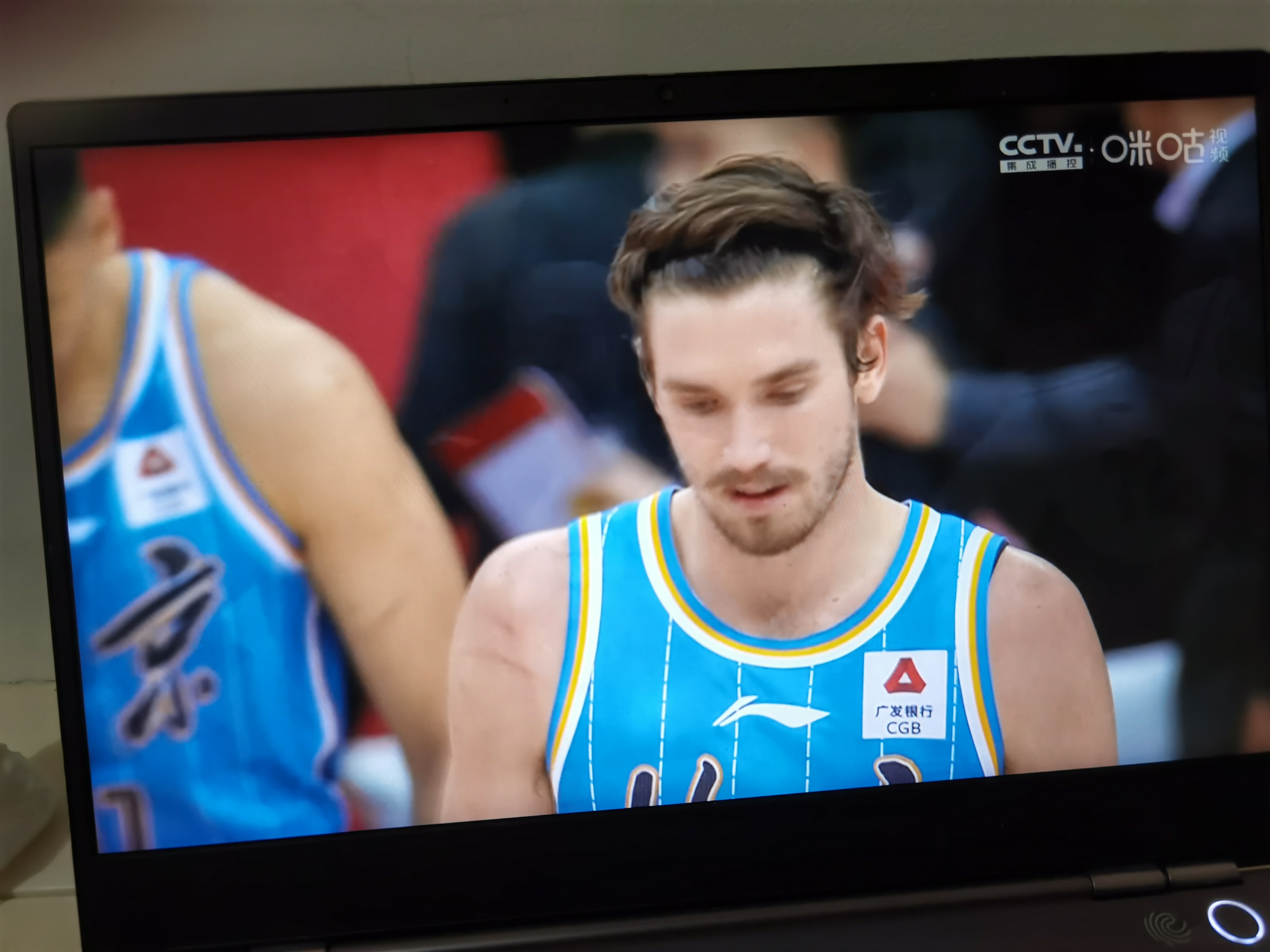 北京首钢队曾凡博比赛数据,北京首钢男篮曾凡博19分