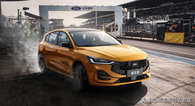 福克斯2022款四缸落地价格,2022福克斯1.6官方售价