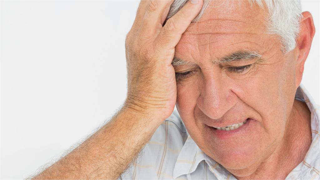 鼻毛白是变老了吗,鼻毛变白是什么原因怎么治疗