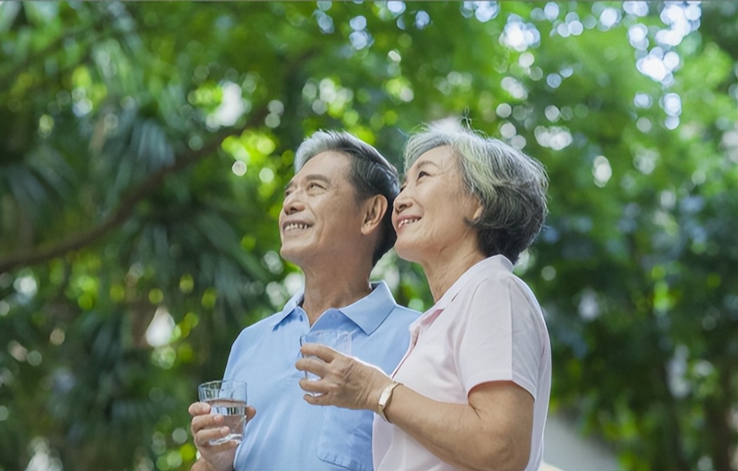 退休后，别总想着省钱，这“5宝”该吃就吃，美味营养，对身体好