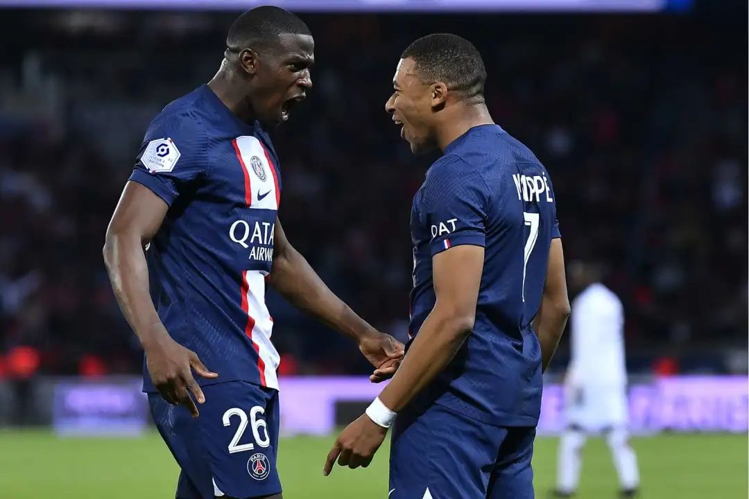 梅西任意球绝杀内马尔,梅西任意球破门法甲