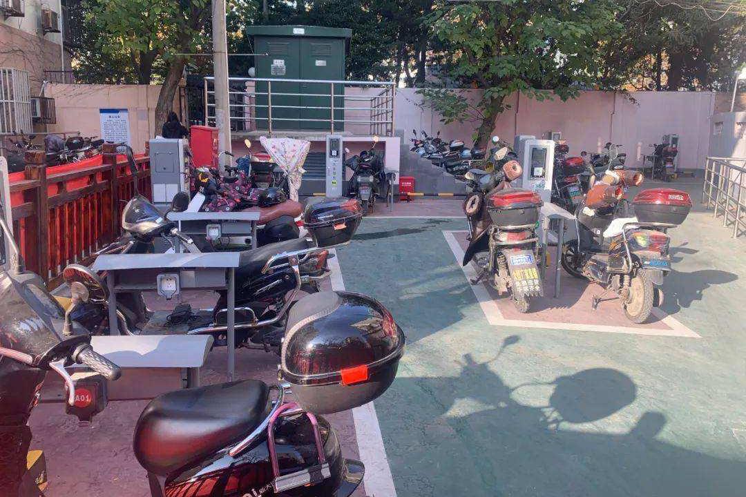 损坏电动车电池有什么补救方法,电动车电池不是用坏的而是充坏的