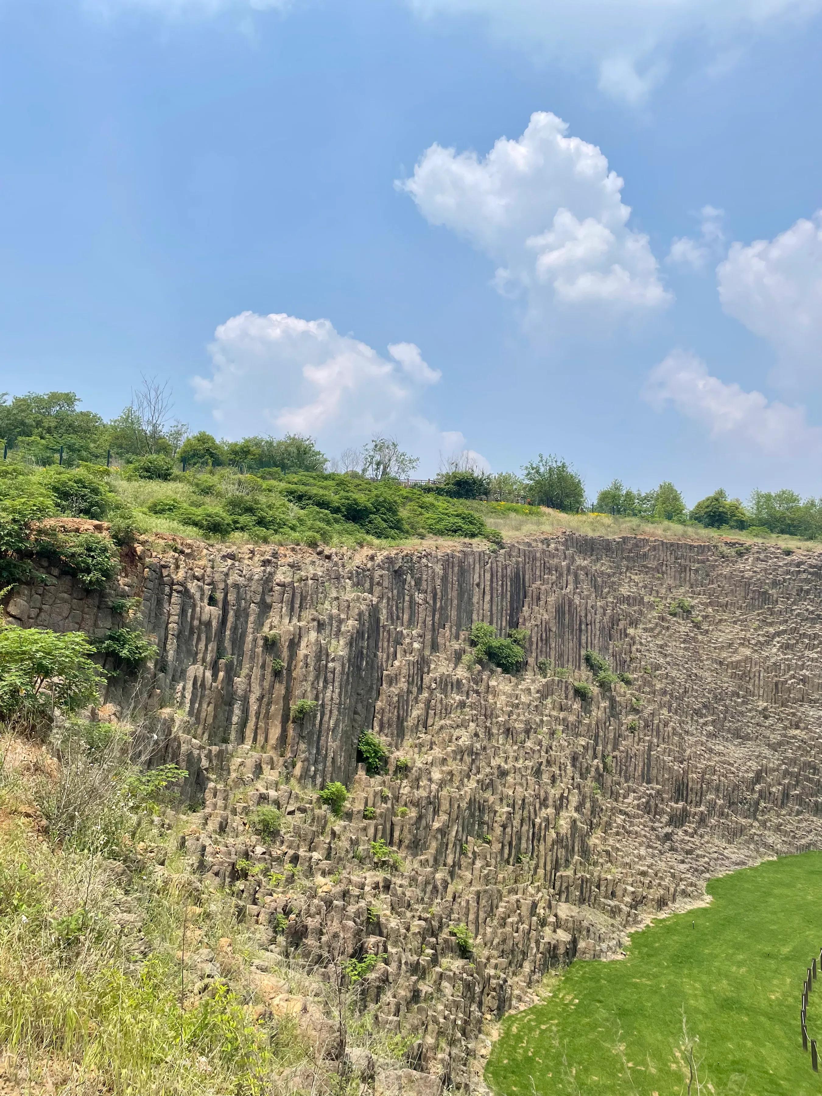 石柱参天——大自然的鬼斧神工