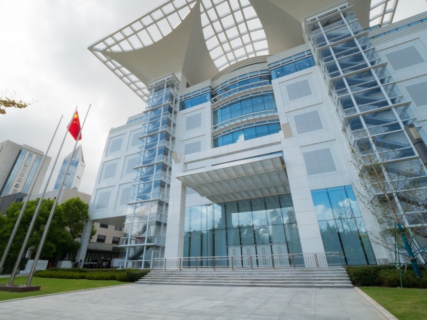 支持30倍光学变焦的便宜相机,支持0.5变焦广角拍摄视频的手机