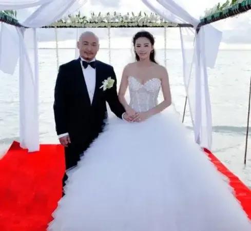 张雨绮也太有女王范了吧,十年过去张雨绮风采依旧