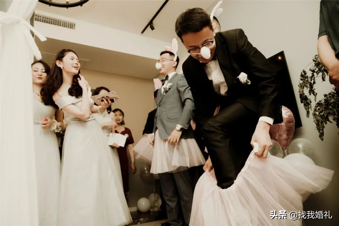 不用道具的接亲游戏,接亲惩罚游戏100种