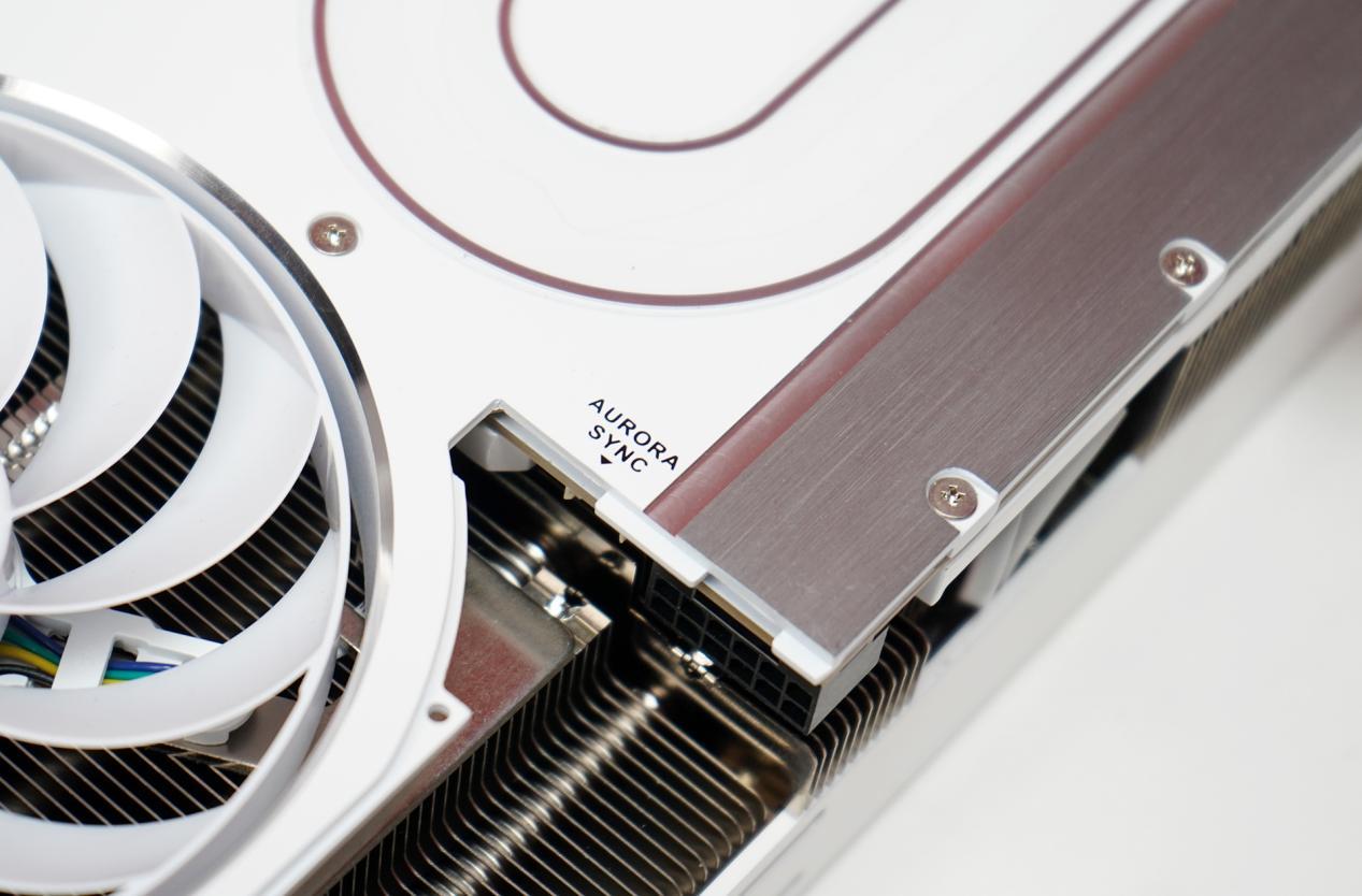 rtx4090显卡影驰,影驰20周年4090碳纤维