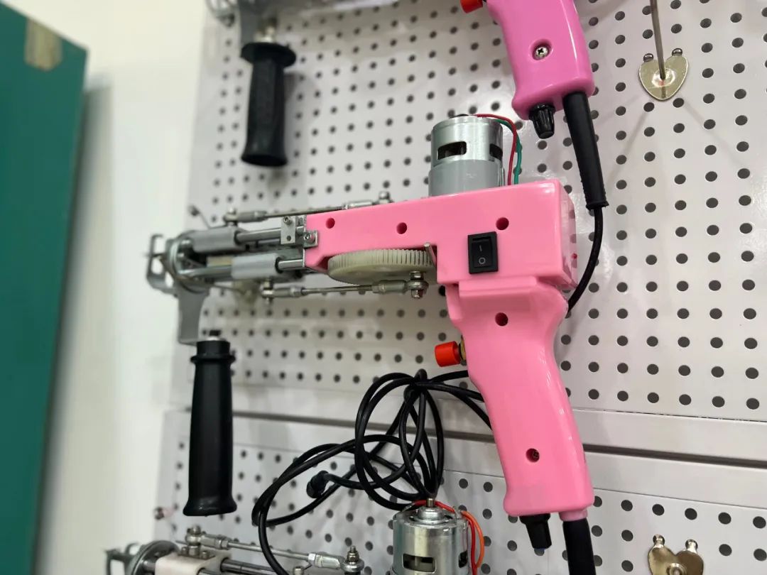 北青探店|创新百分百！这间“实验室”有各种DIY手工还能撸猫