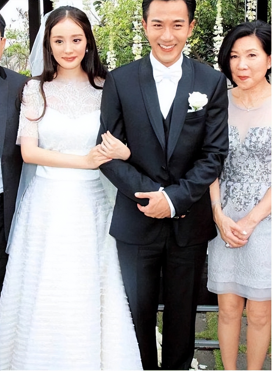 跳水女皇近况曝光,跳水王伏明霞净身出户