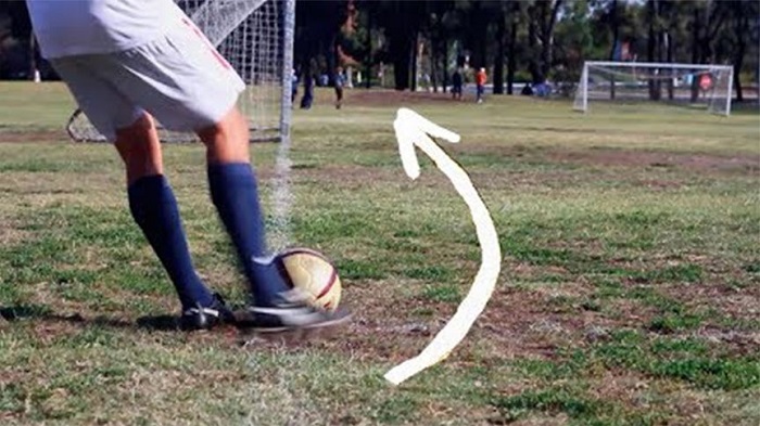 如何理解轮船漂浮原理,轮船底下为什么有个大圆筒