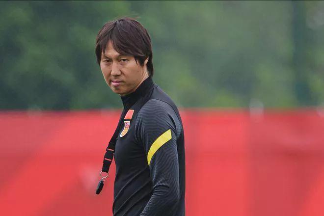 李铁故意刁难归化球员被洛国富实锤了