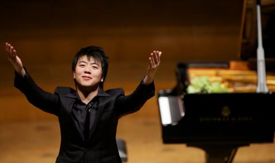 李云迪郎朗三个钢琴家,世界钢琴家排名郎朗和李云迪