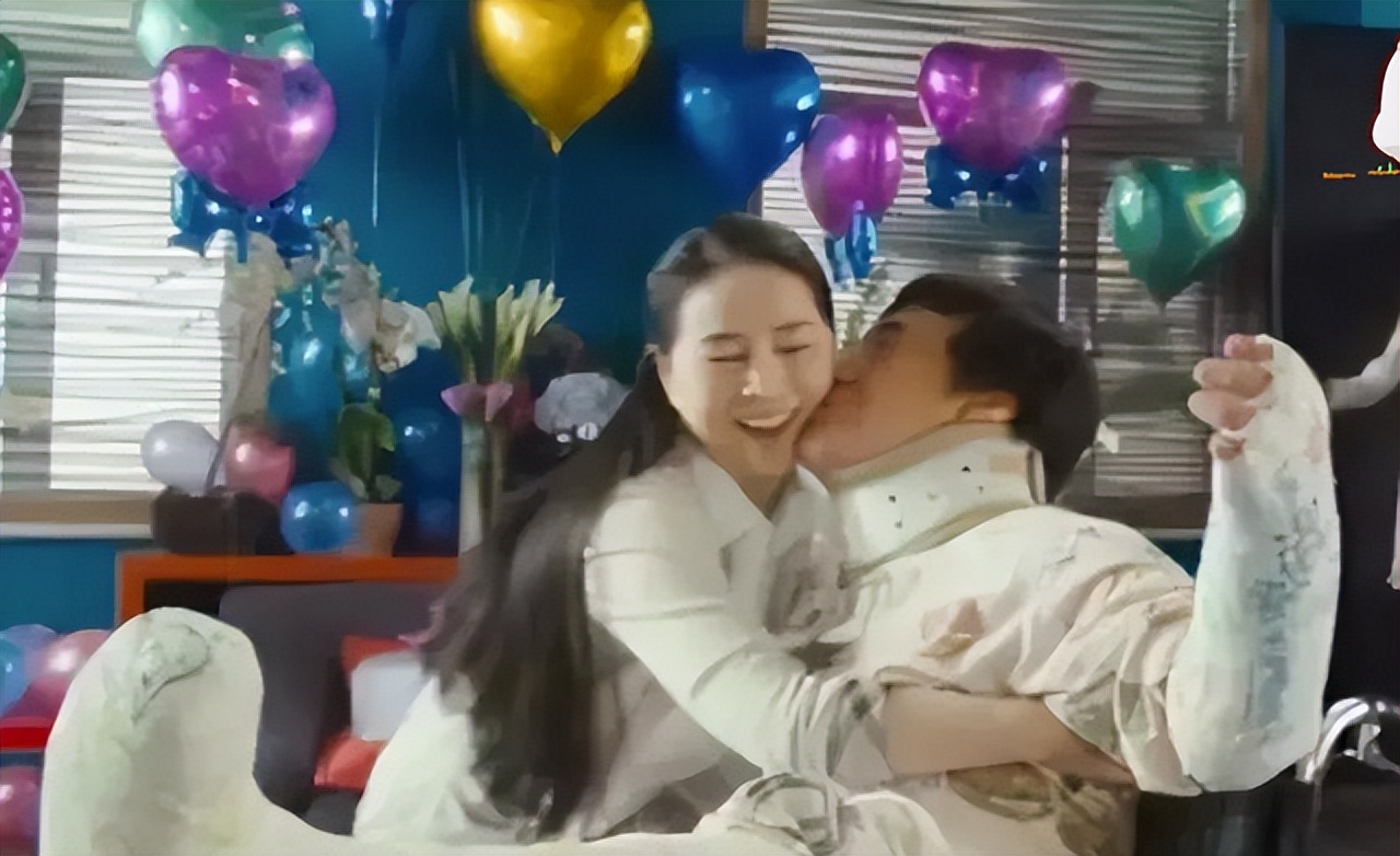 林凤娇为了成龙，到底有多能忍？