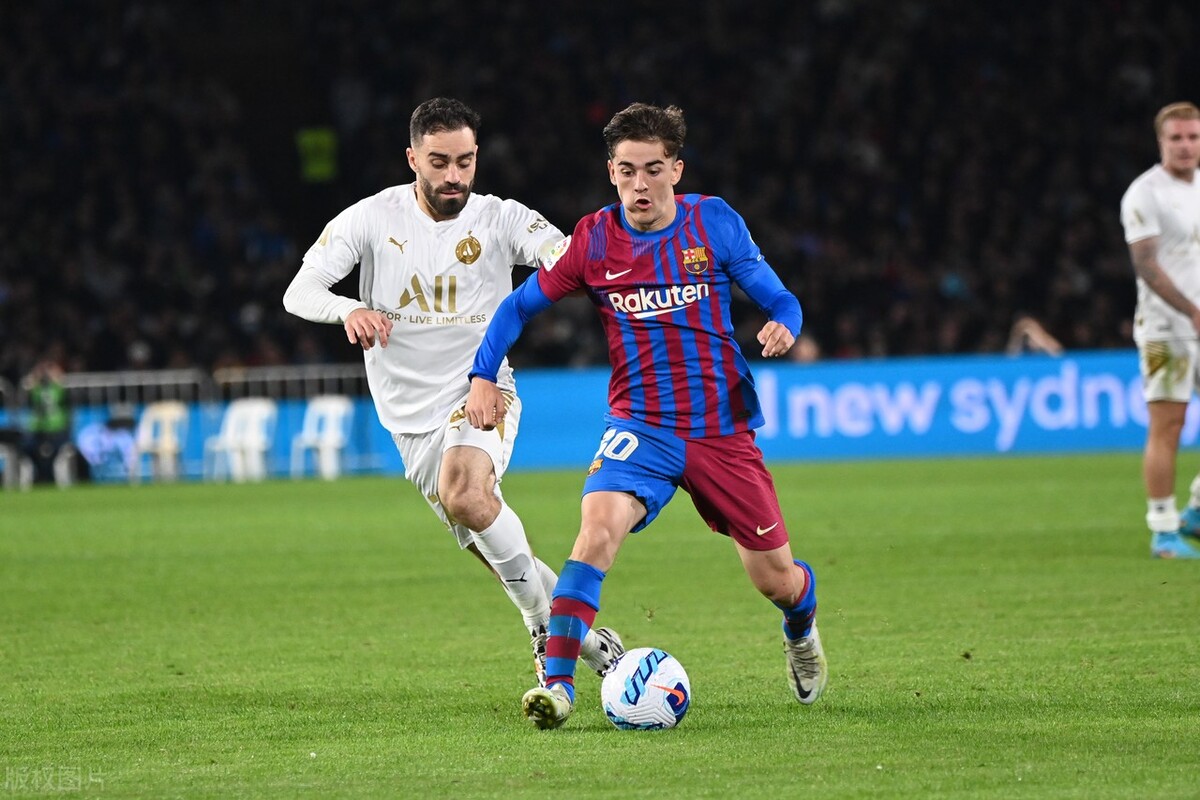 体彩竞彩足球5串1中了2个,竞彩七串容错3456中5