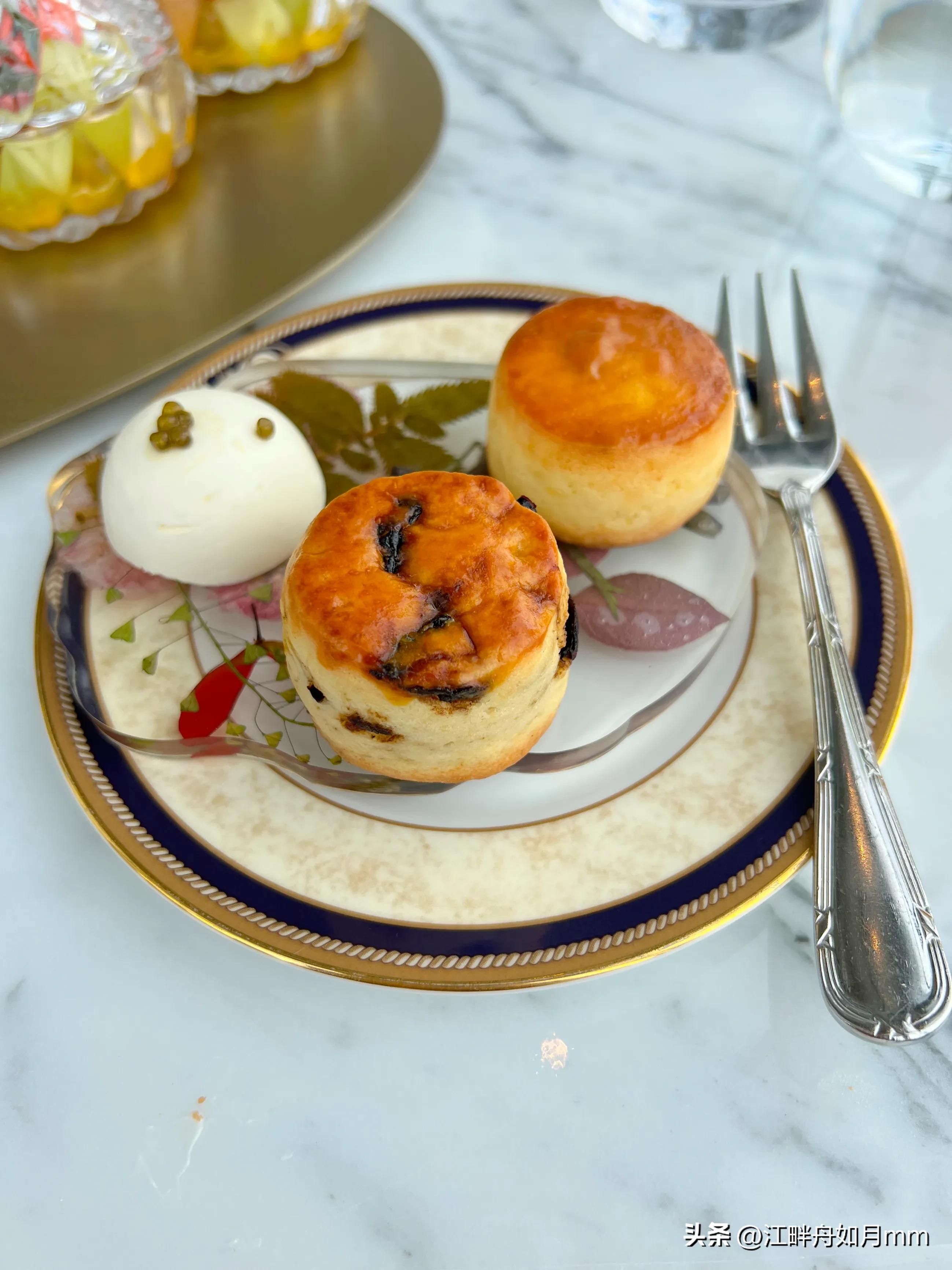 计划没有变化快，我妈突然腰腿疼、头晕不能翻身，29号中午住院了