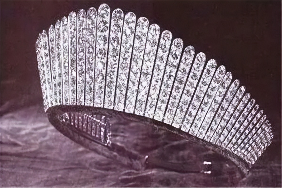 故事篇｜世界上最著名的十大王冠珠宝