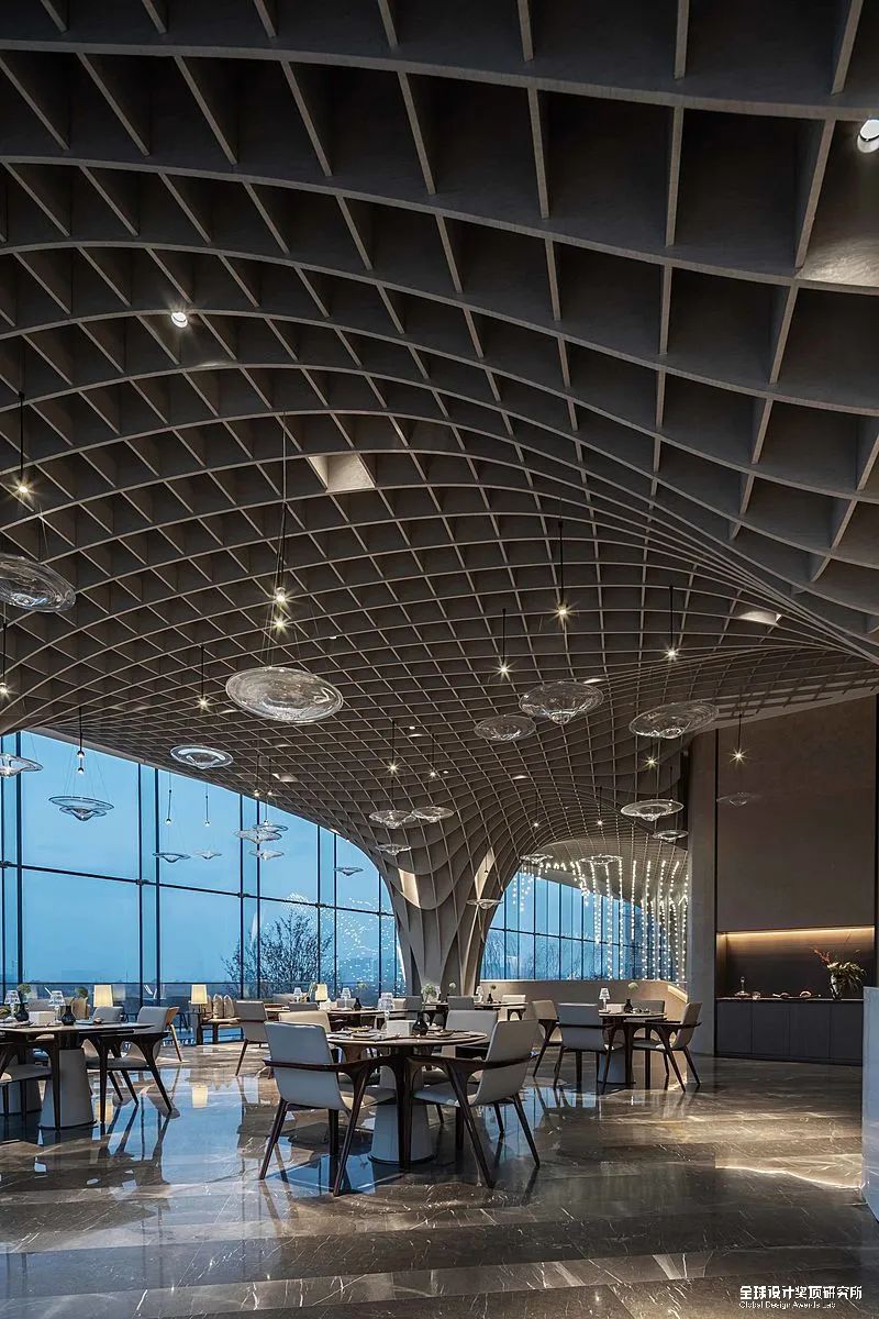 2020伦敦设计大奖获得者,英国餐厅酒吧设计大奖有用吗