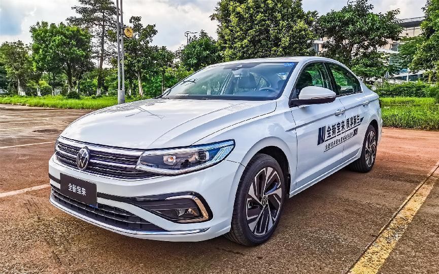 一汽宝来传奇试驾,一汽大众宝来传奇手动领先型