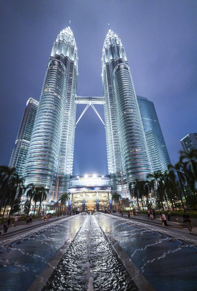 盘点我国的十座超高层摩天大楼,世界上最高的20座已建成摩天大楼