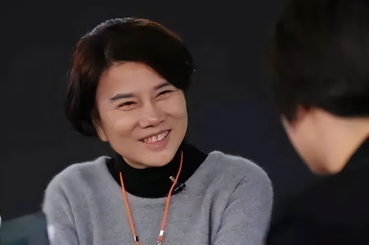 董明珠多少岁丧夫,董明珠30岁丧夫