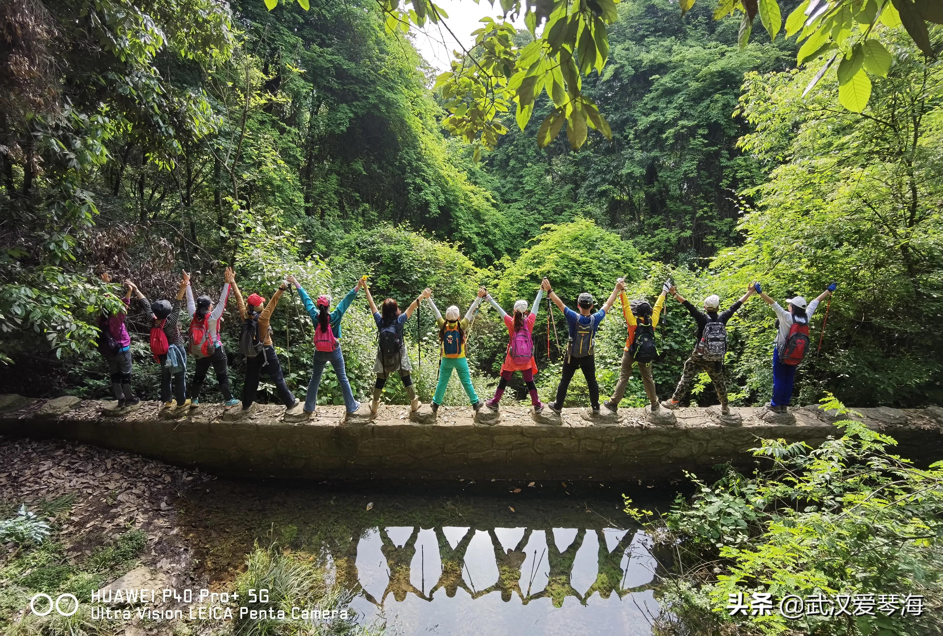 武汉青龙山爬山,武汉热门旅行线路青龙山穿八分山