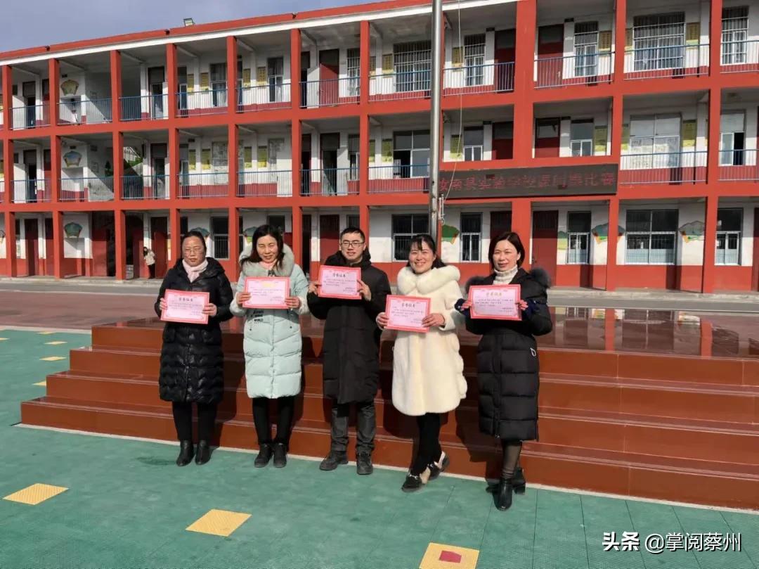 载歌载舞精彩纷呈,载歌载舞迎元宵文艺汇演展风采