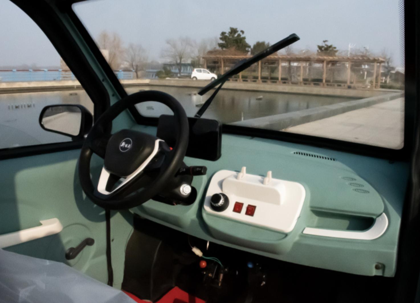 低速新能源四座四轮车,封闭四轮车最新款五座新能源