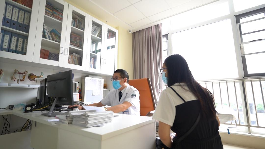 “内”存仁心“镜”显医术——南昌第五医院优秀医师刘晓如