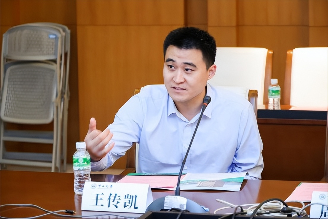 植发医生很重要吗,植发医生植发技术