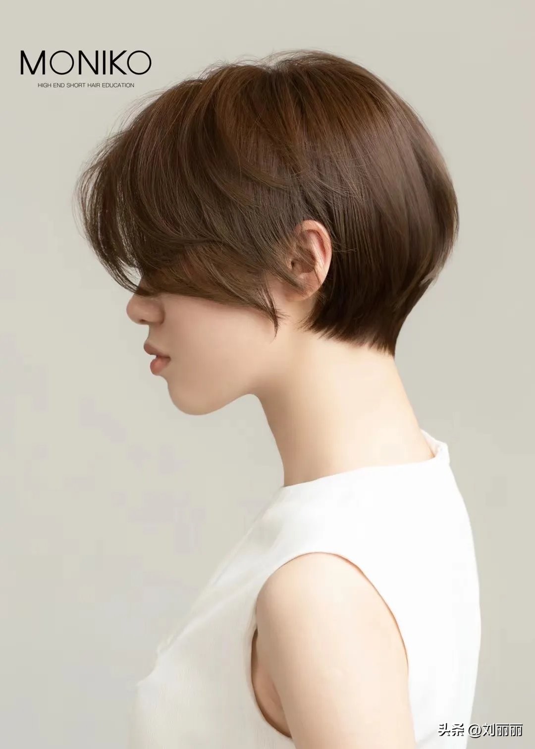 12-15岁学生适合的发型短发不挑脸,短发发型女2020流行发型30-40岁