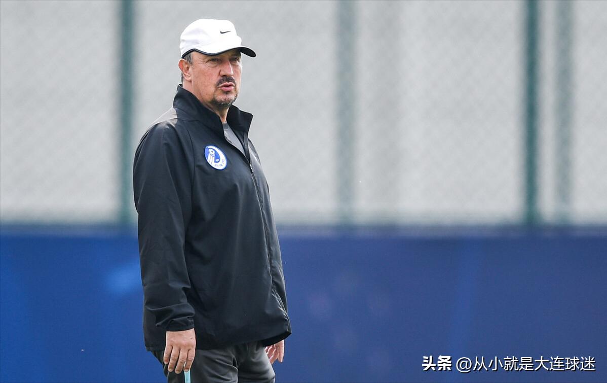 官宣！前大连人队主帅再就业成功，贝尼特斯重返西甲！