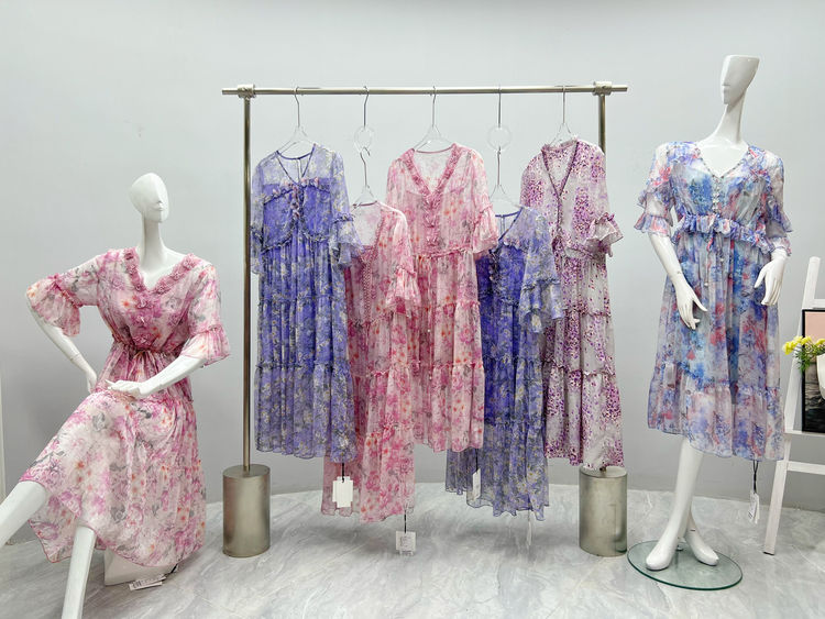 妗戣殨涓濊繛琛ｈ澶忚,澶忚妗戣殨涓濊繛琛ｈ